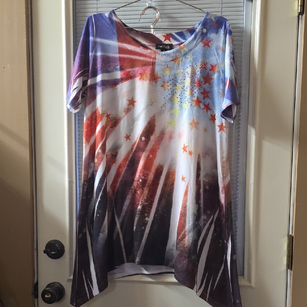 Colorful Starburst Short Sleeve Top